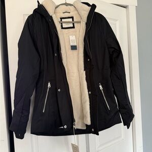 Hollister Women’s Black Faux Fur Lined All Weather Jacket.